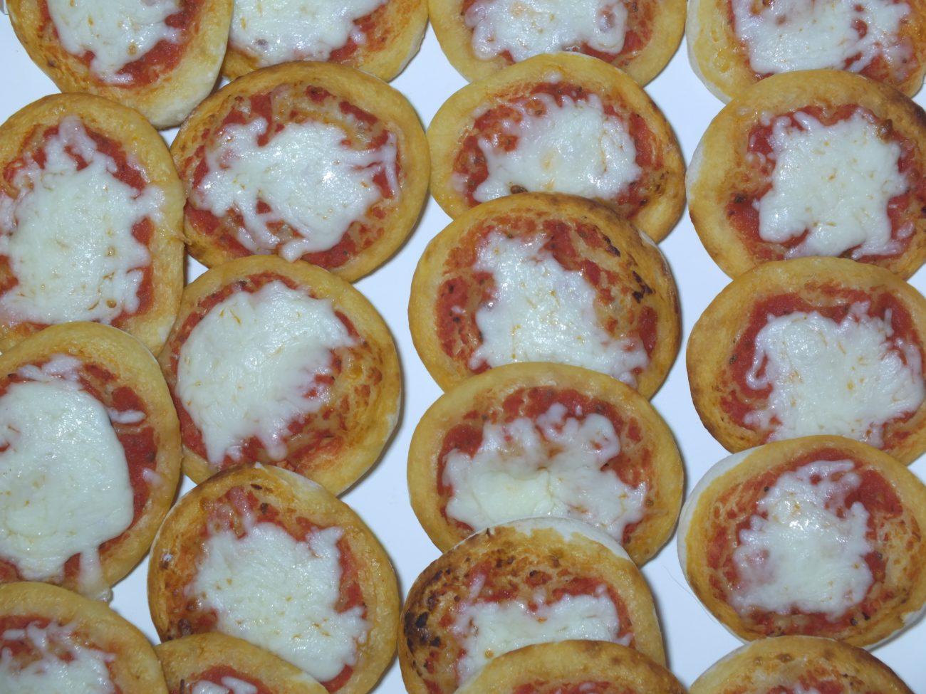 mini pizzas